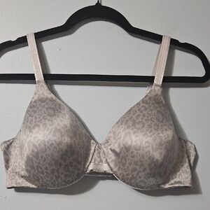 Bali Animal Print Bra in Gray With Concealing Petals Full Coverage Size 38C